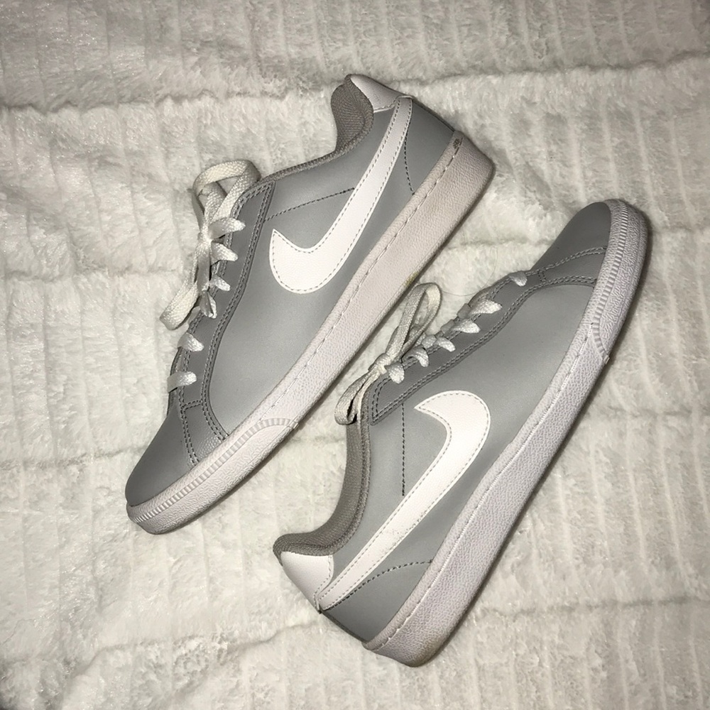 Leather Nike